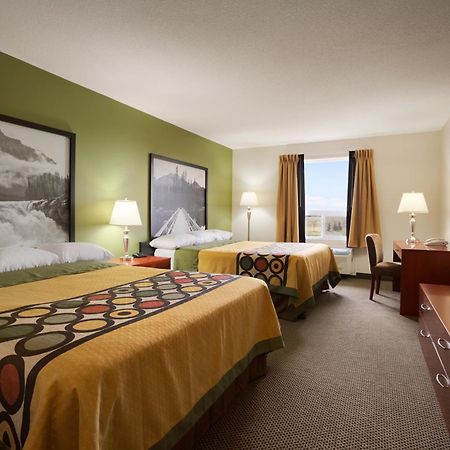 Super 8 By Wyndham Sherwood Park/Edmonton Area Екстериор снимка