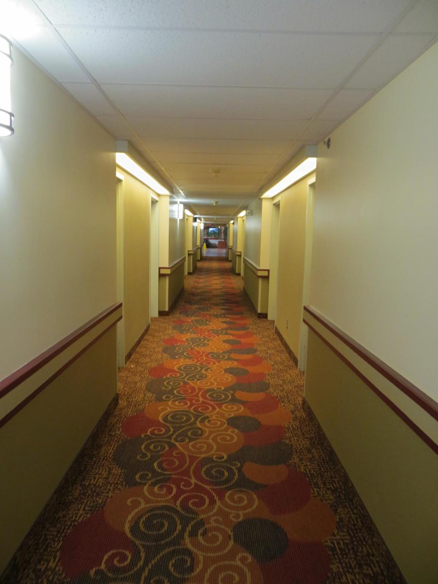 Super 8 By Wyndham Sherwood Park/Edmonton Area Екстериор снимка