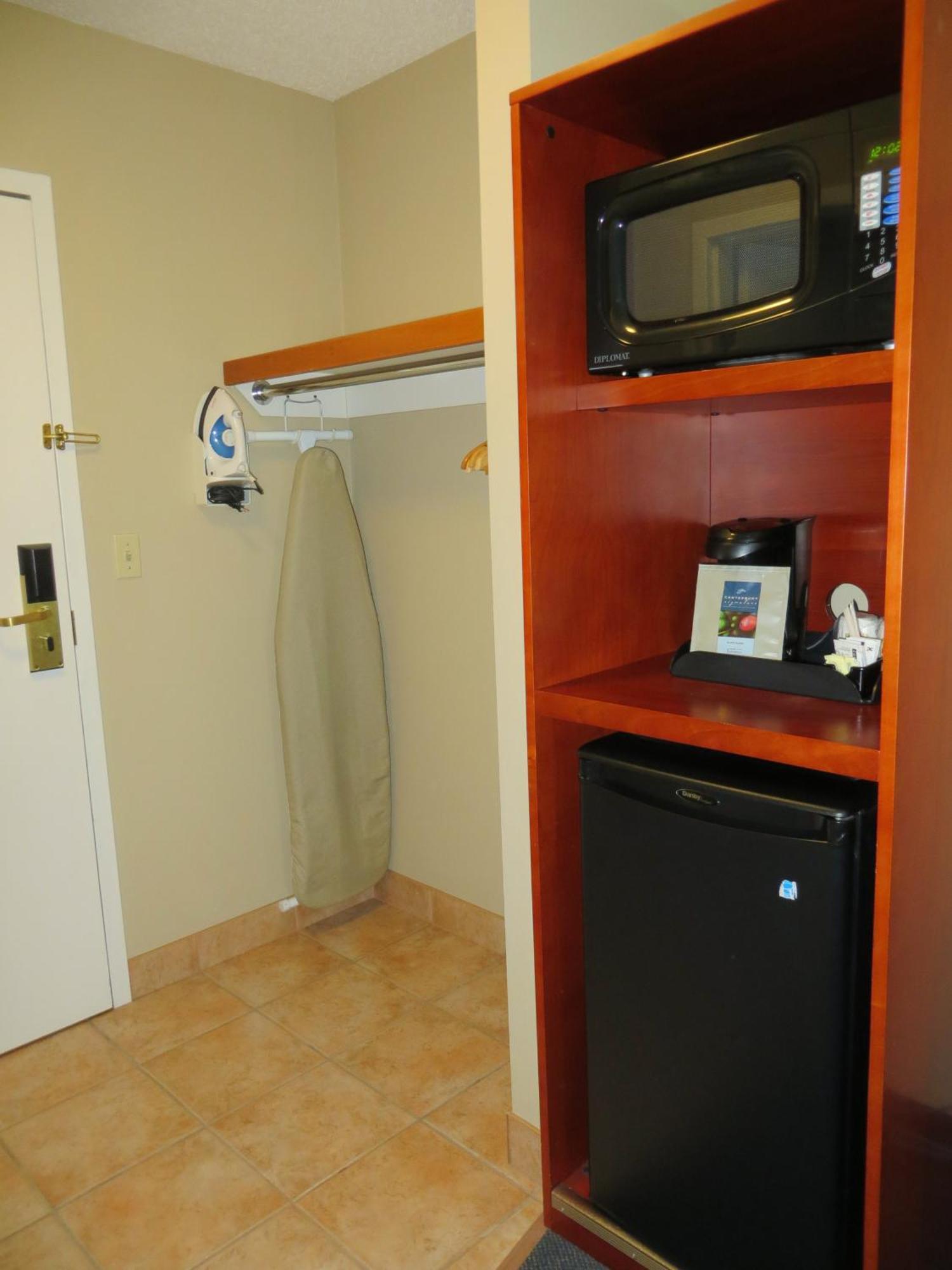 Super 8 By Wyndham Sherwood Park/Edmonton Area Стая снимка