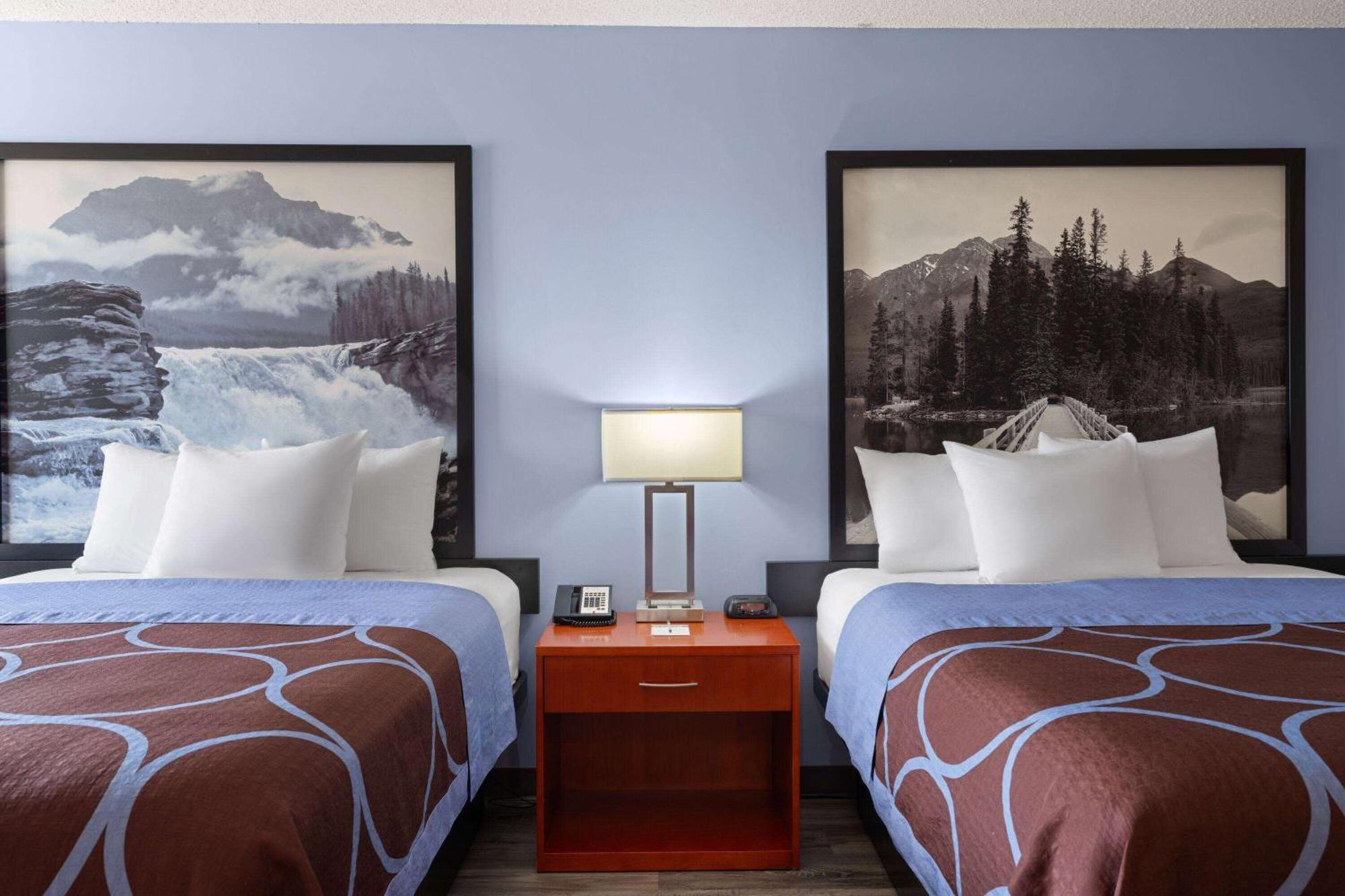 Super 8 By Wyndham Sherwood Park/Edmonton Area Екстериор снимка