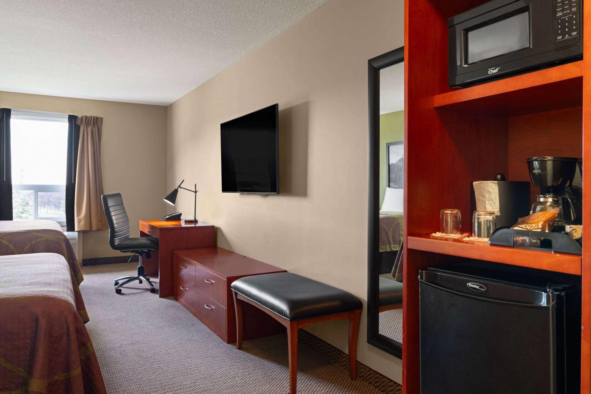 Super 8 By Wyndham Sherwood Park/Edmonton Area Екстериор снимка