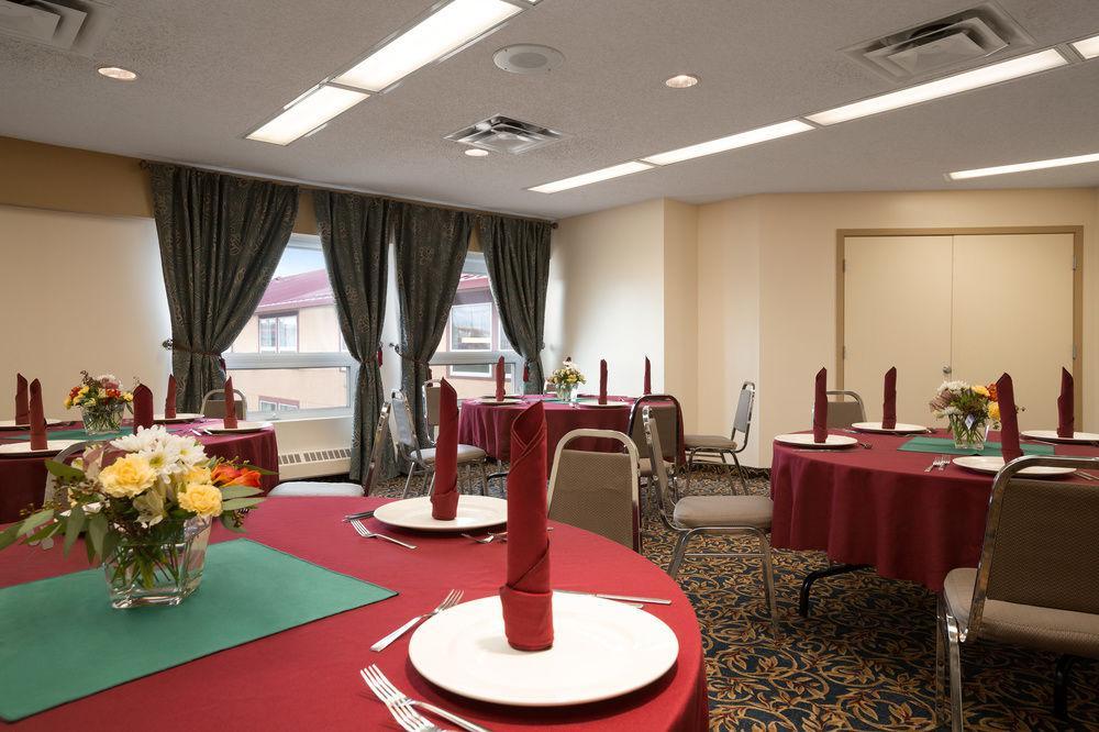 Super 8 By Wyndham Sherwood Park/Edmonton Area Екстериор снимка